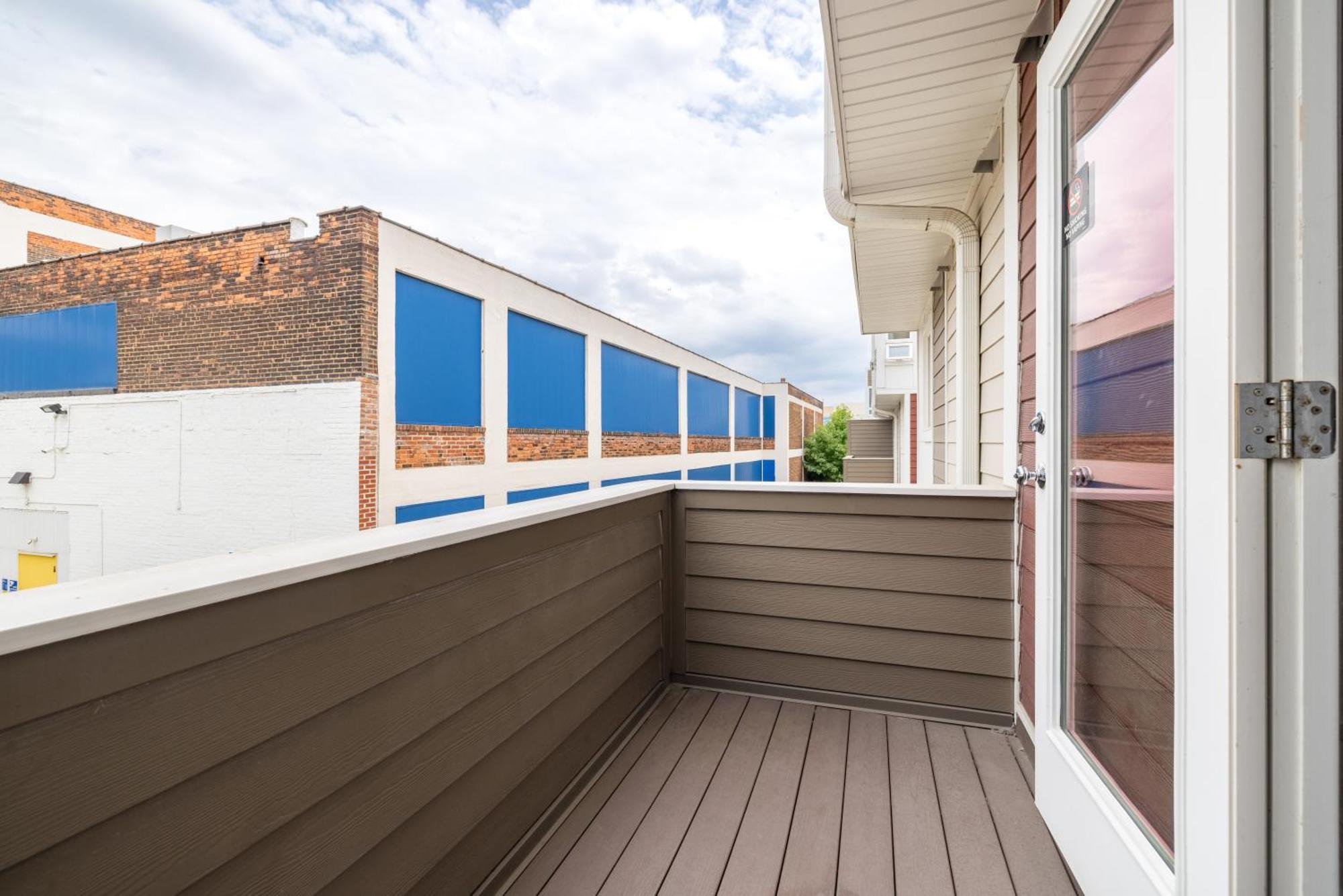 Luxury Downtown Townhome Unit 7 Cleveland Extérieur photo
