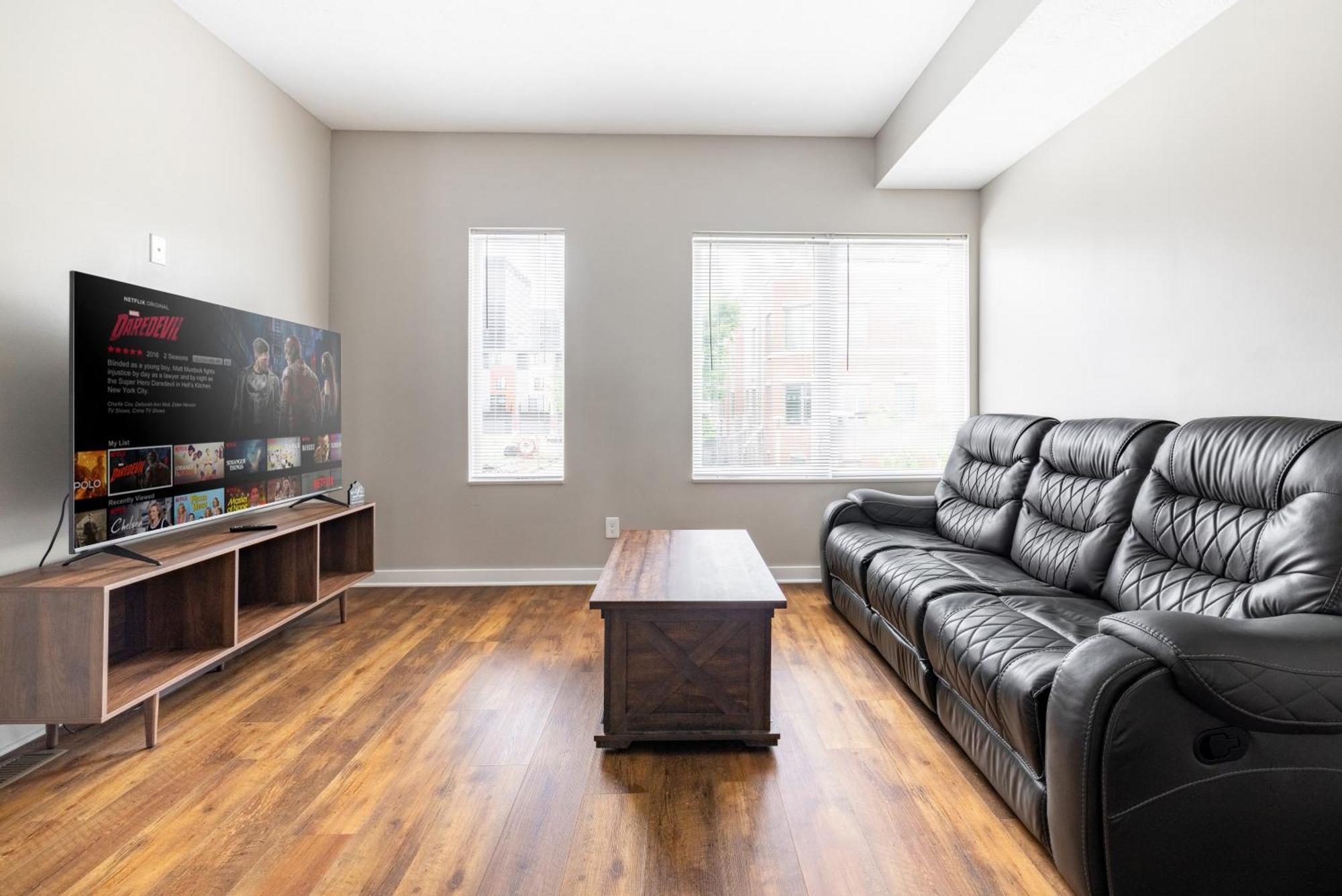 Luxury Downtown Townhome Unit 7 Cleveland Extérieur photo